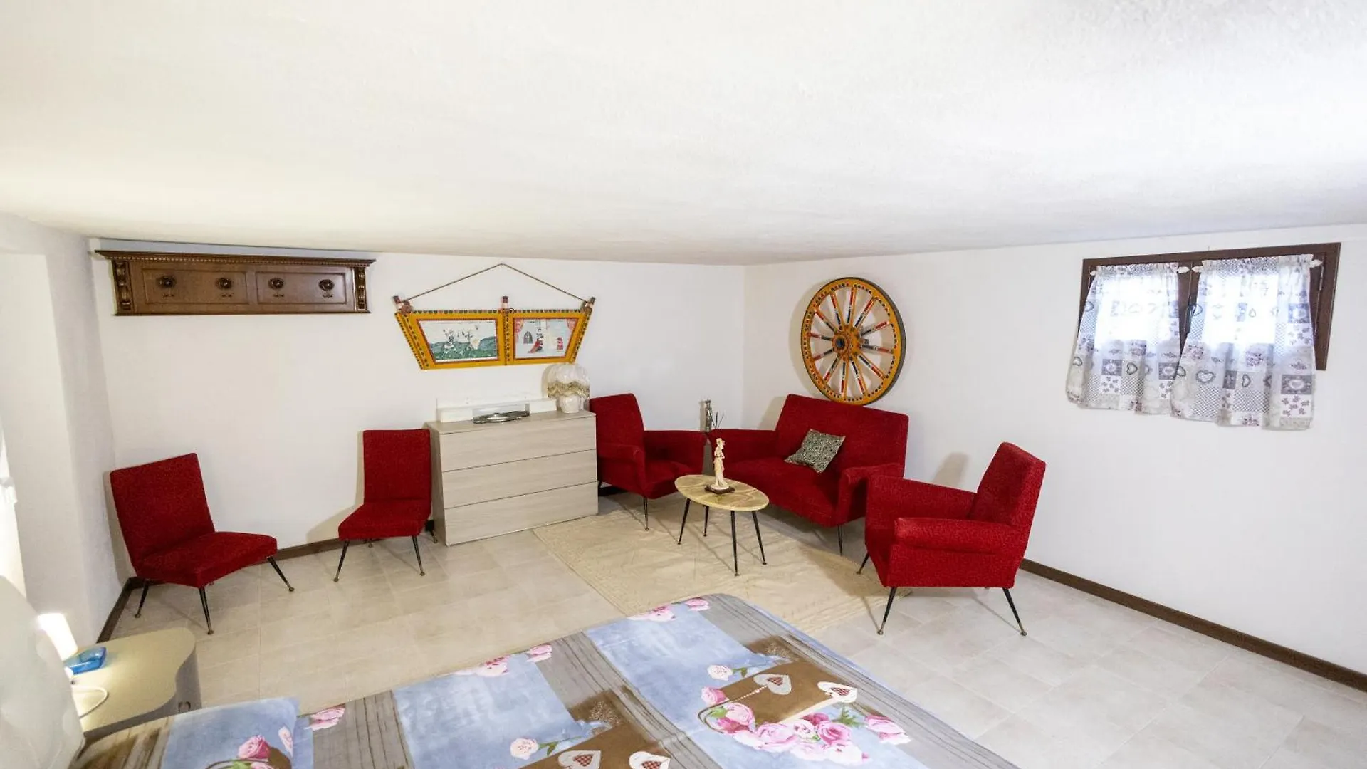 فيلا Casa Caronia فالديريتْشّي 0*,  إيطاليا
