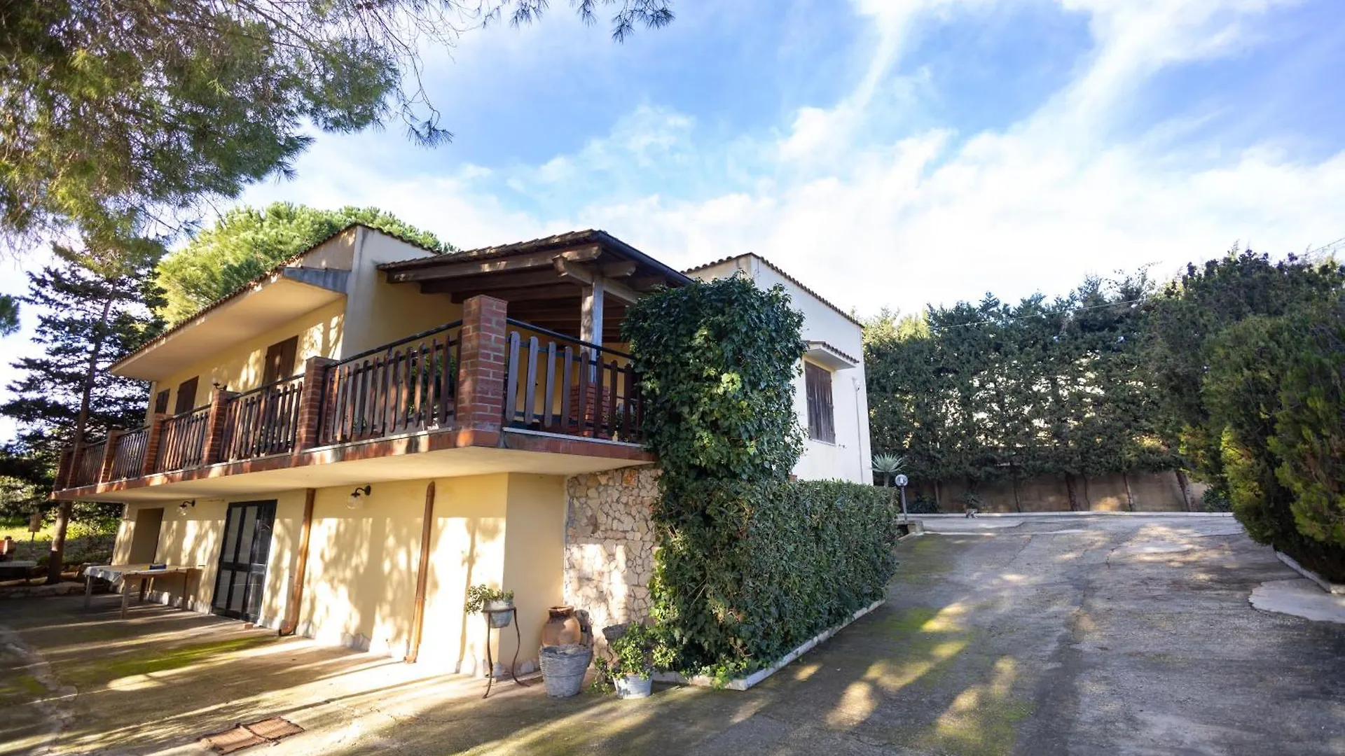 Casa Caronia Villa Valderice Holiday home
